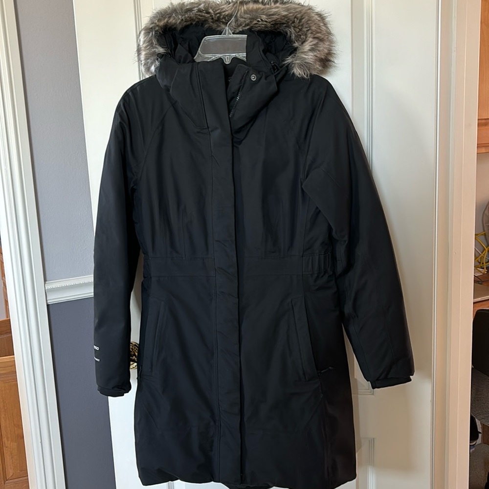 The North Face Women’s Arctic Parka Size Small - LIKE NEW!